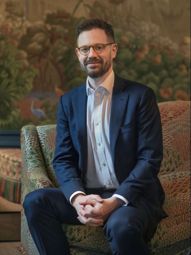 Dr Stephen Mounsey